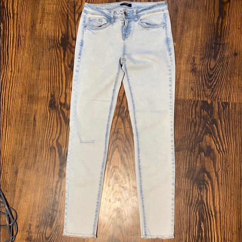 Kensie Jeans, Ankle Biter, you look effortless